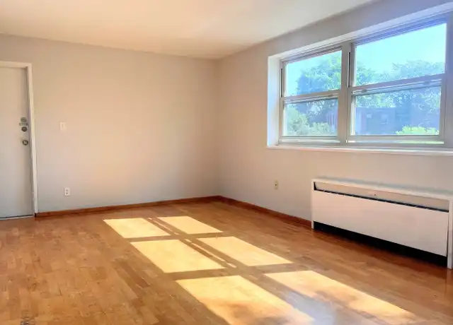 Property at 2010 Delaware Ave Unit 3, Buffalo, NY, 14216, 1 bed, 1 bath, [object Object]