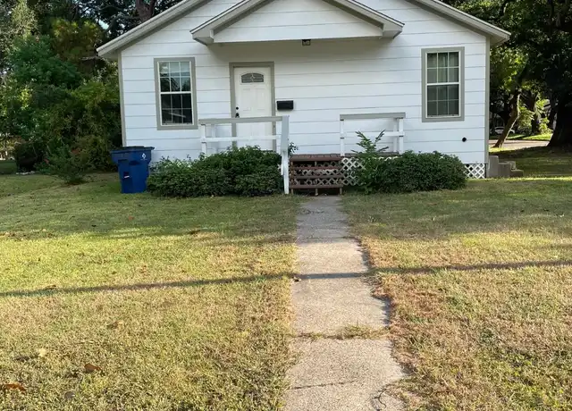 Property at 302 10th Ave N, Texas City, TX, 77590, 3 beds, 2 baths, [object Object]