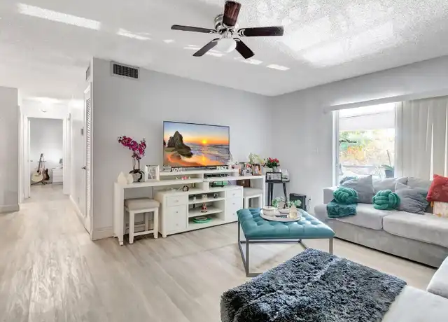 Property at 1124 NW 13th St Unit 208A, Boca Raton, FL, 33486, 2 beds, 2 baths, [object Object]