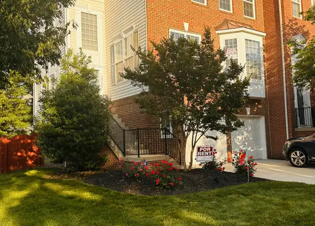 Property at 22702 Lamoreaux Landing Sq Unit 22702, Ashburn, VA, 20148, 4 beds, 3.5 baths, [object Object]