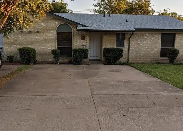Property at 1003 Plover Ln Unit 1003, Arlington, TX, 76015, 3 beds, 2 baths, [object Object]
