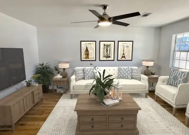 Property at 103 S Maple St, Bryant, AR, 72022, 2 beds, 1 bath, [object Object]