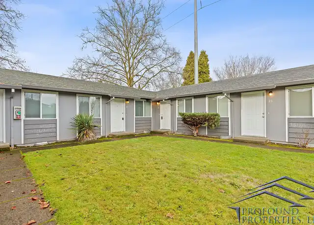 Property at Bendemeer Court Apartments - 221 SE 12th Ave, Hillsboro, OR, 97123, 1 bed, 1 bath, [object Object]