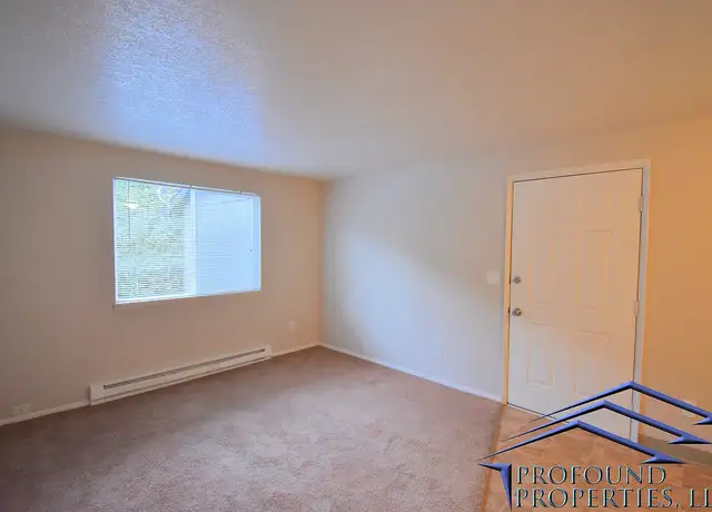 Photo of 221 SE 12th Ave, Hillsboro, OR 97123