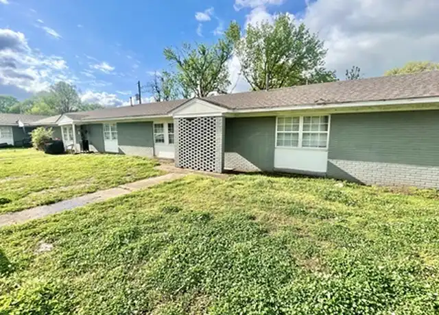 Property at 1645 Wells Station Rd Unit 4, Memphis, TN, 38108, 2 beds, 1 bath, [object Object]