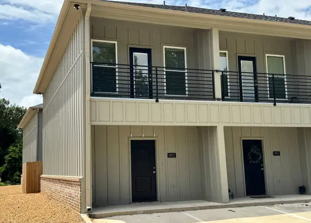 Property at 527 N College St Unit 1, Lindale, TX, 75771, 2 beds, 1.5 baths, [object Object]