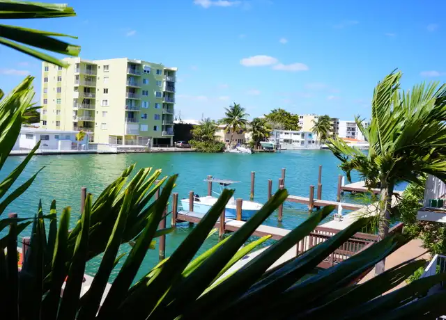Property at 7930/7950 Tatum Waterway Dr Unit N12, Miami Beach, FL, 33141, 1 bed, 1 bath, [object Object]