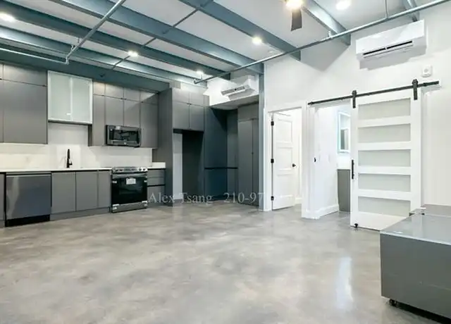 Property at 630 Montana St Unit 202, San Antonio, TX, 78203, 1 bed, 1 bath, [object Object]