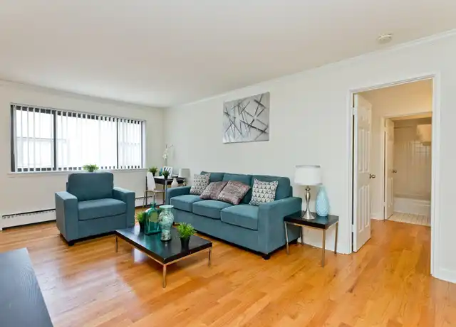 Property at Winthrop Station Apartments - 5423 N Winthrop Ave, Chicago, IL, 60640, 0 beds, 1 bath, [object Object]