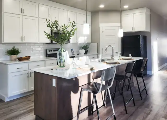 Property at 408 S 11th St Unit 408, Payette, ID, 83661, 3 beds, 2.5 baths, [object Object]
