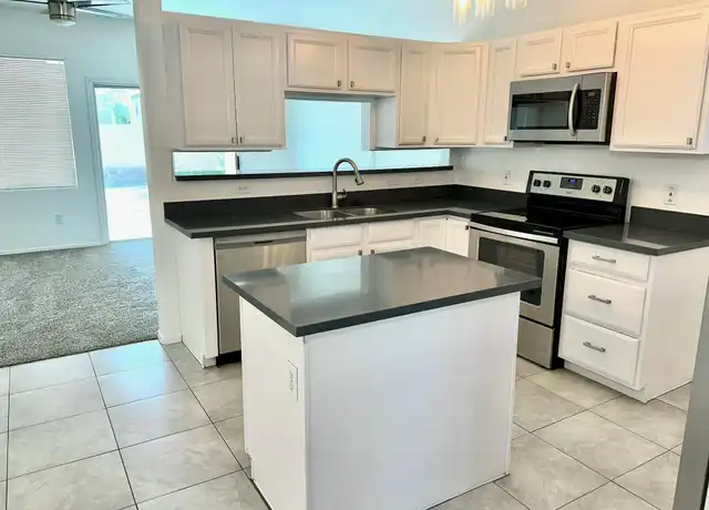 Property at 1210 S 121st Dr, Avondale, AZ, 85323, 3 beds, 2.5 baths, [object Object]