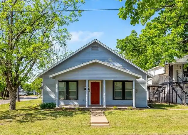 Property at 224 W Doyle St, Granbury, TX, 76048, 3 beds, 2 baths, [object Object]