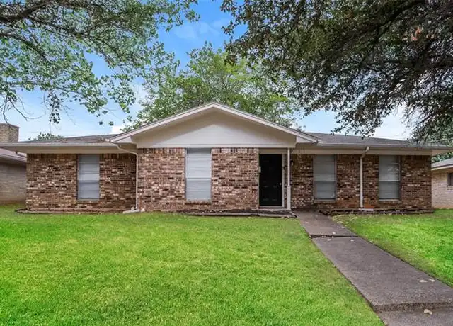 Property at 512 Pinebluff Dr, Lewisville, TX, 75067, 3 beds, 2 baths, [object Object]