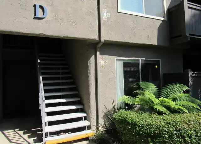 Property at 1345 Cabrillo Park Dr Apt D3, Santa Ana, CA, 92701, 1 bed, 1 bath, [object Object]