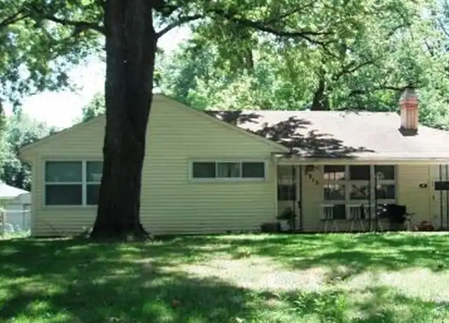 Property at 3913 SW Dixie Ct, Topeka, KS, 66614, 3 beds, 2 baths, [object Object]