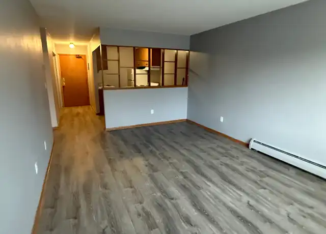 Property at 670 Stryker Ave Unit 303, St Paul, MN, 55107, 1 bed, 1 bath, [object Object]
