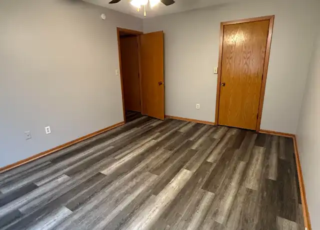 Property at 670 Stryker Ave Unit 303, St Paul, MN, 55107, 1 bed, 1 bath, [object Object]