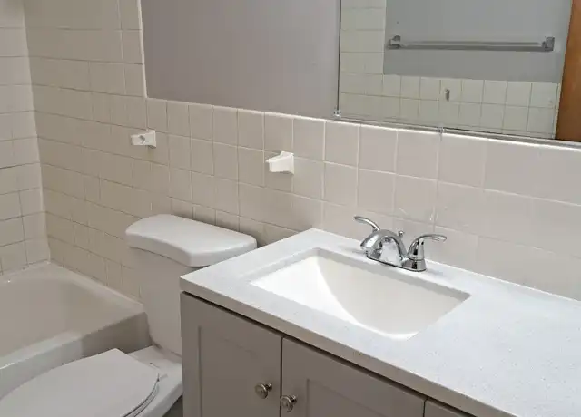 Property at 670 Stryker Ave Unit 303, St Paul, MN, 55107, 1 bed, 1 bath, [object Object]