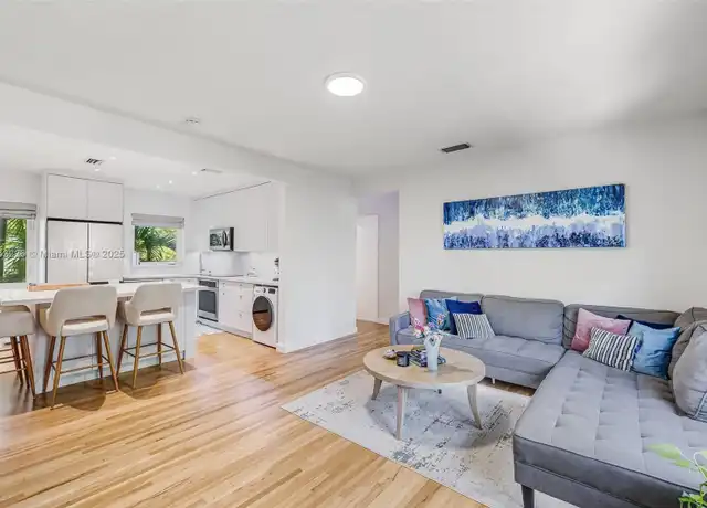 Property at 7635 SW 56th Ave Unit C, Miami, FL, 33143, 2 beds, 1 bath, [object Object]
