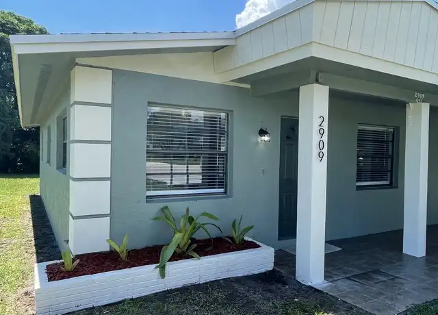 Property at 2909 Avenue S, Fort Pierce, FL, 34947, 4 beds, 1 bath, [object Object]