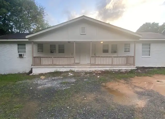 Property at 2503 Felton Ave Unit A, Macon, GA, 31206, 3 beds, 1 bath, [object Object]
