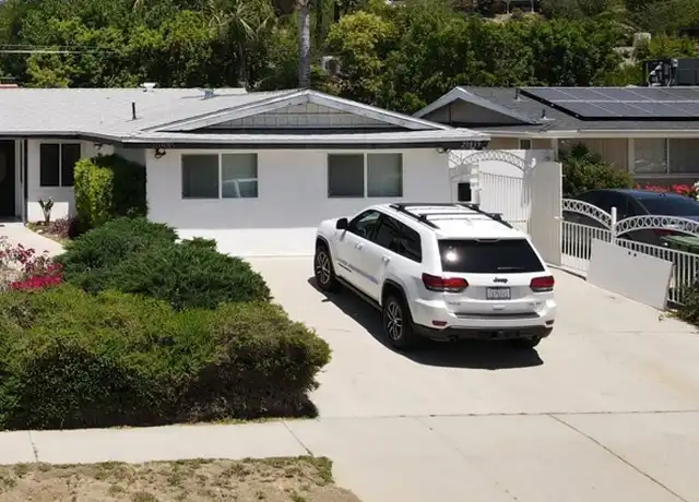Property at 20833 Martha St, Woodland Hills, CA, 91367, 1 bed, 1 bath, [object Object]