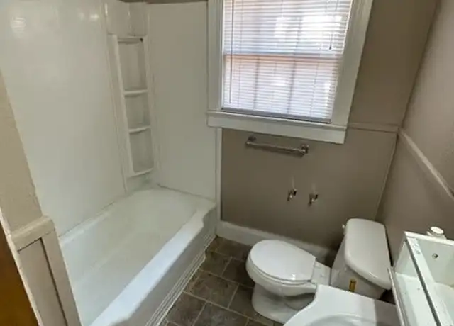 Property at 6346 Monroe St, Groves, TX, 77619, 3 beds, 1 bath, [object Object]