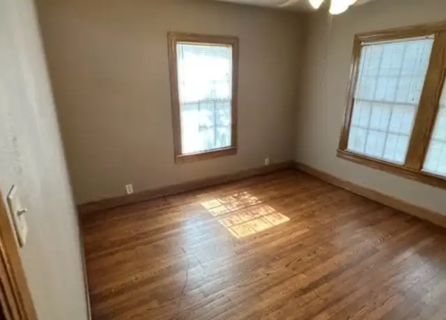 Property at 6346 Monroe St, Groves, TX, 77619, 3 beds, 1 bath, [object Object]
