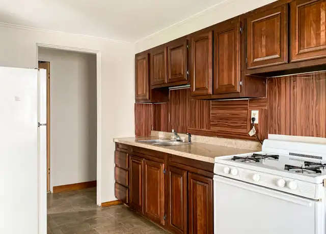 Property at 1233 Obrien St, South Bend, IN, 46628, 3 beds, 1 bath, [object Object]