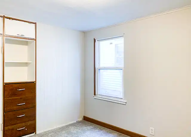 Property at 1233 Obrien St, South Bend, IN, 46628, 3 beds, 1 bath, [object Object]