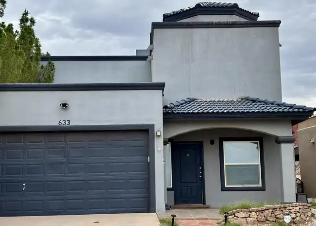 Property at 633 Pete Payan Dr, El Paso, TX, 79912, 3 beds, 2.5 baths, [object Object]