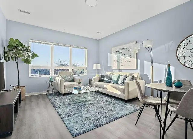 Photo of 1055 Main St, Weymouth, MA 02190