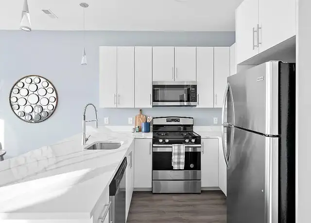 Photo of 1055 Main St, Weymouth, MA 02190