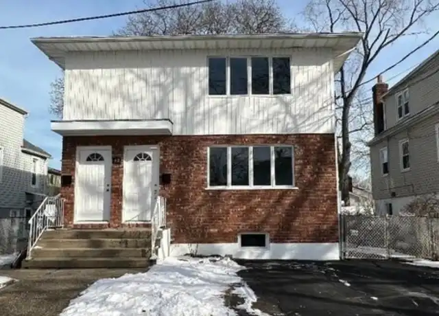 Property at 62 Graywood Rd Unit 1F, Port Washington, NY, 11050, 3 beds, 1 bath, [object Object]