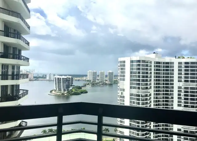 Property at 3500 Mystic Pointe Dr #3103, Aventura, FL, 33180, 3 beds, 2 baths, [object Object]