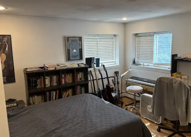 Property at 15 Euston Rd #19, Brighton, MA, 02135, 2 beds, 1 bath, [object Object]