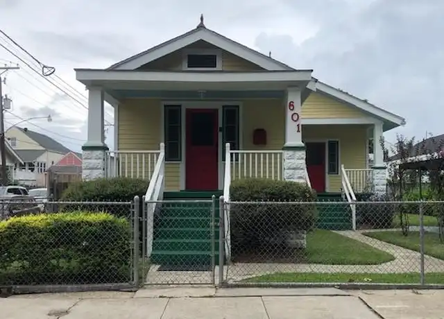 Property at 601 Huey P Long Ave, Gretna, LA, 70053, 2 beds, 2 baths, [object Object]