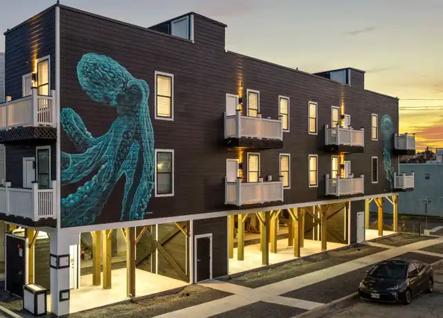 Property at 801 Avenue K Unit H, Galveston, TX, 77550, 1 bed, 1 bath, [object Object]