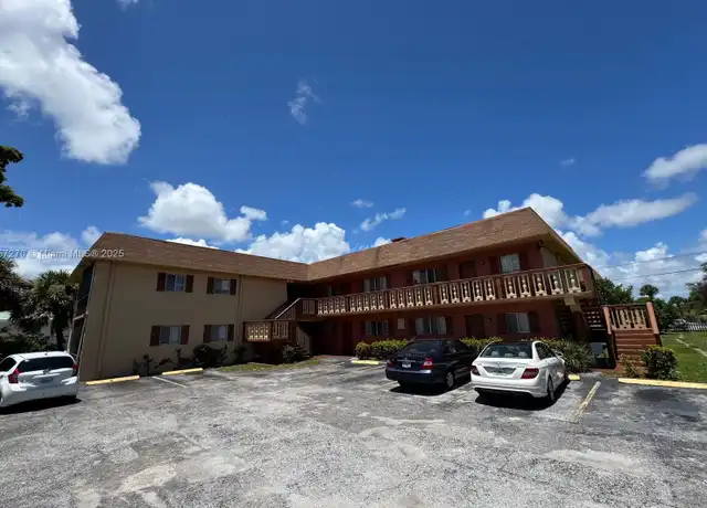 Property at 933 W Jasmine Dr Unit 4B, West Palm Beach, FL, 33403, 2 beds, 1.5 baths, [object Object]