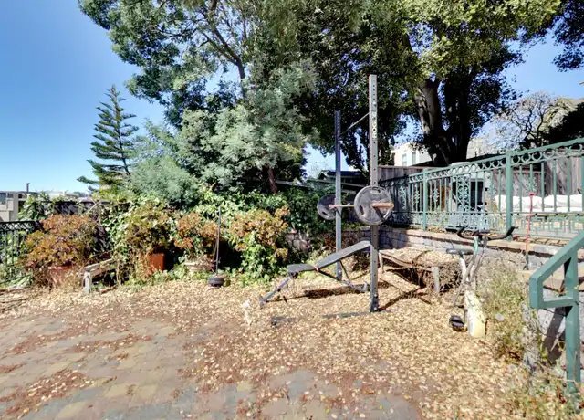 Property at 1121 Green St, San Francisco, CA, 94109, 4 beds, 2 baths, [object Object]