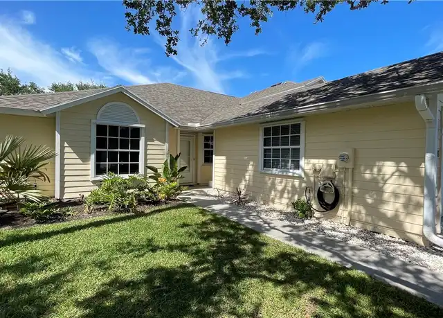Property at 538 6th St, Vero Beach, FL, 32962, 3 beds, 2 baths, [object Object]