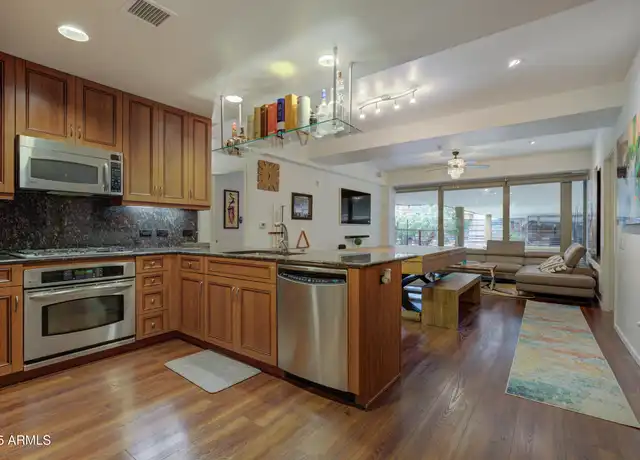 Property at 7147 E Rancho Vista Dr #4007, Scottsdale, AZ, 85251, 3 beds, 2 baths, [object Object]