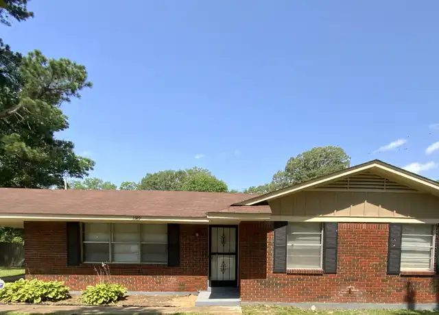 Property at 3589 W Big Bend Dr, Memphis, TN, 38116, 3 beds, 1.5 baths, [object Object]