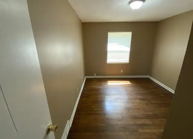 Property at 3589 W Big Bend Dr, Memphis, TN, 38116, 3 beds, 1.5 baths, [object Object]