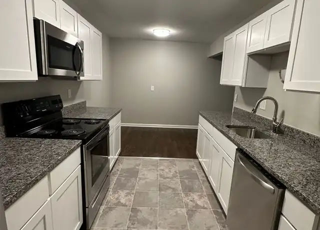 Property at 550 Rosewood St Unit 103, Ferndale, MI, 48220, 2 beds, 1 bath, [object Object]