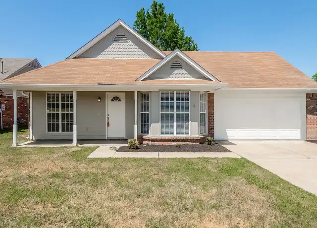 Property at 1104 Parkview Cir N, Southaven, MS, 38671, 3 beds, 2 baths, [object Object]
