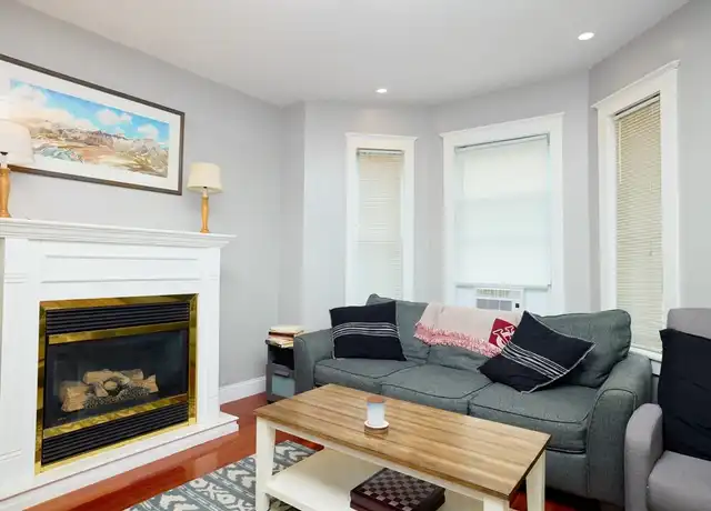 Property at 134-136 Marine Rd Unit 136, South Boston, MA, 02127, 2 beds, 1 bath, [object Object]