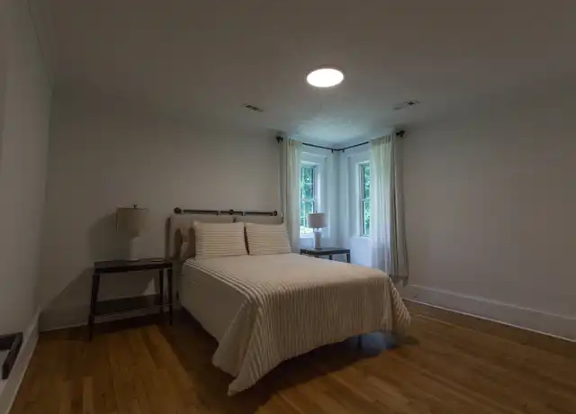 Property at 516 W King St, Kings Mountain, NC, 28086, 3 beds, 1 bath, [object Object]