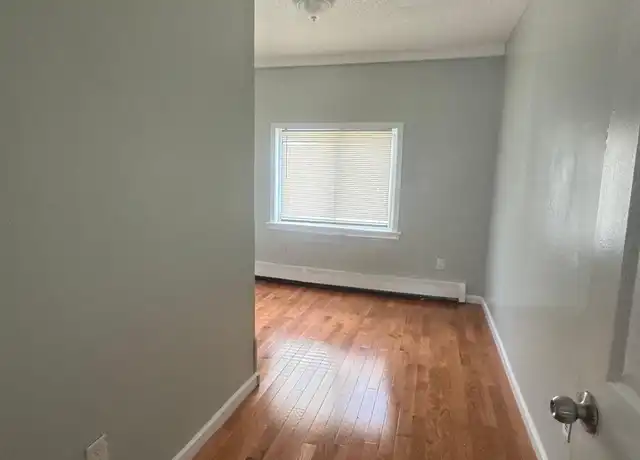 Property at 487 Dixwell Ave Unit 2R, New Haven, CT, 06511, 2 beds, 1 bath, [object Object]