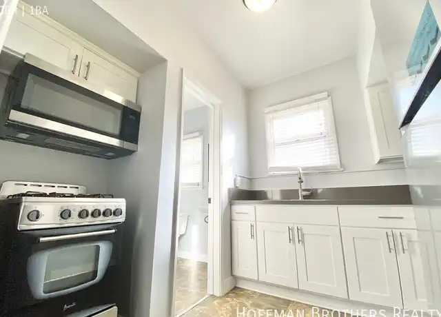 Property at 1137 Westmoreland Ave Unit 2, Los Angeles, CA, 90006, 0 beds, 1 bath, [object Object]